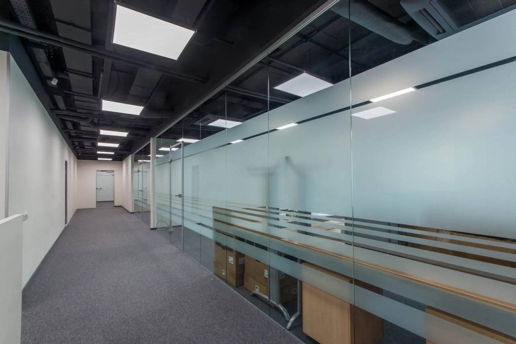 Partition and first fix works for a home office
