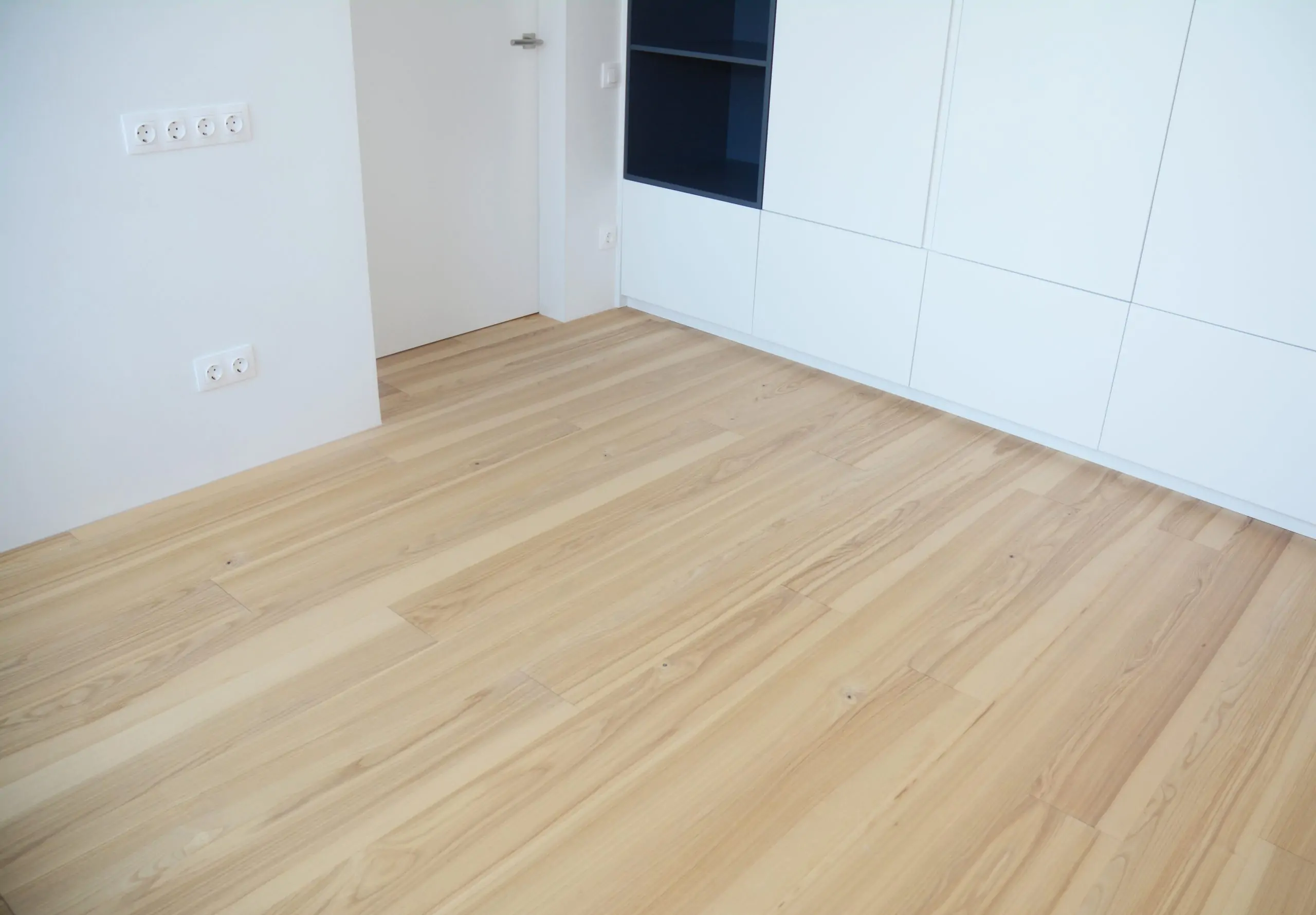 Porcelain flooring in a Dubai kitchen