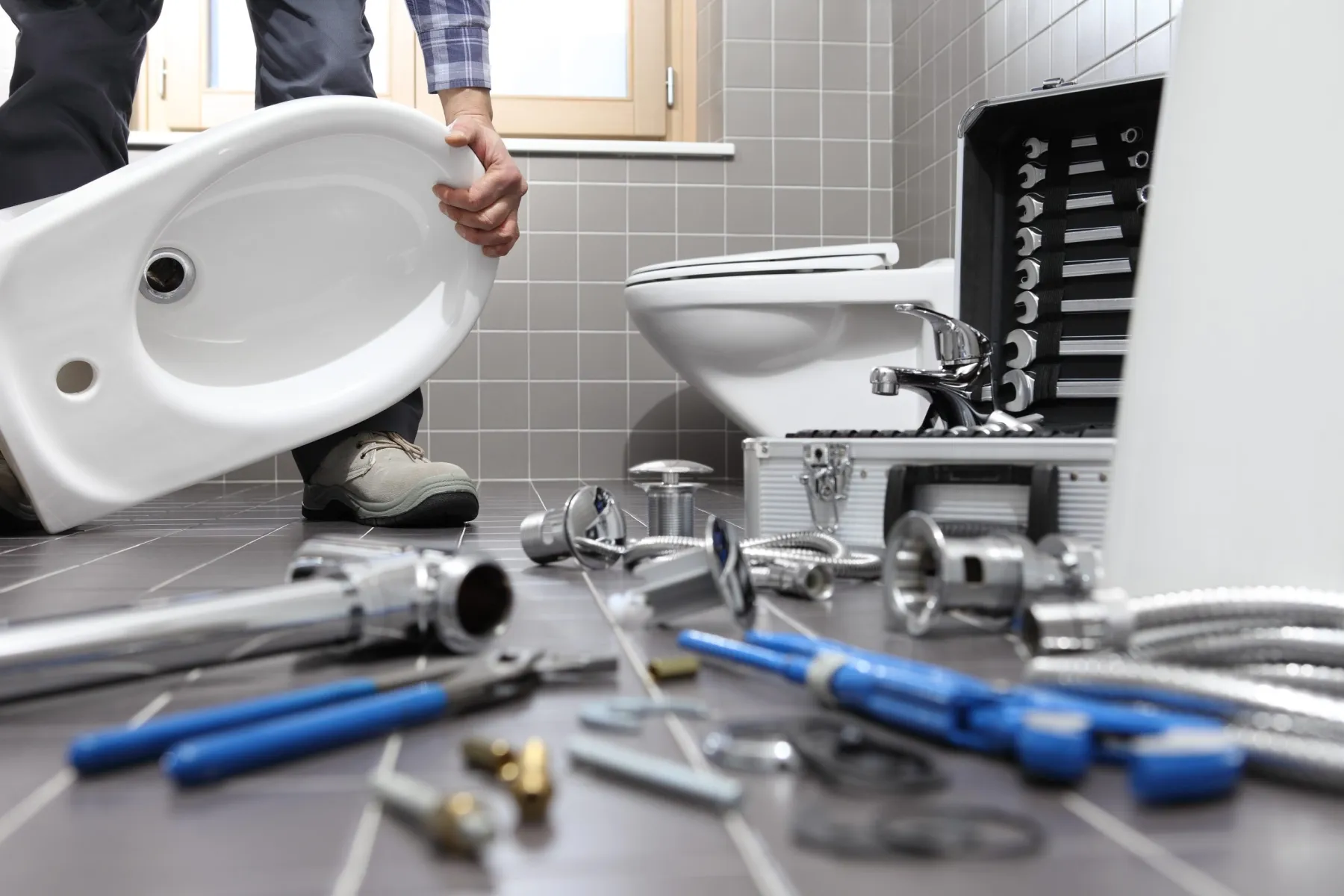 Bathroom plumbing works in Dubai