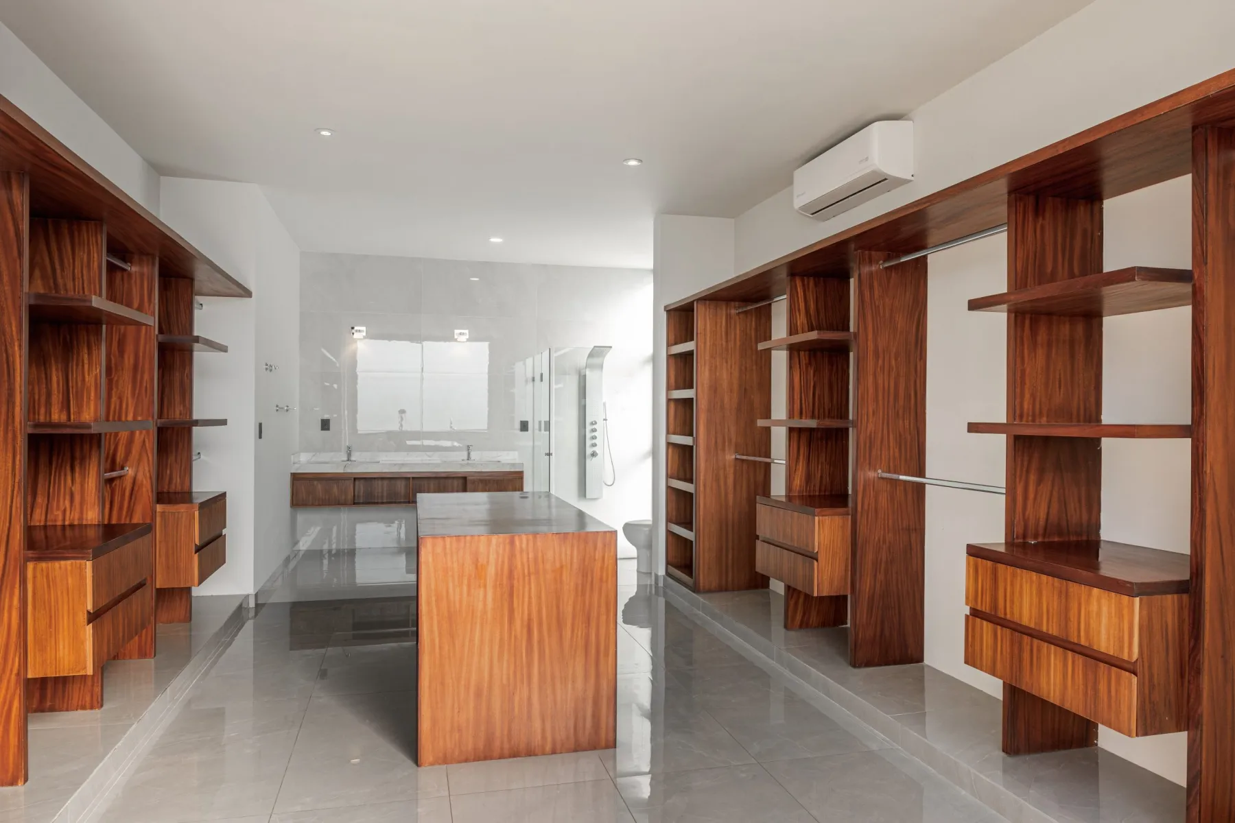 Walk in wardrobe and dressing room joinery in Dubai by Abdulla Carpentry EST