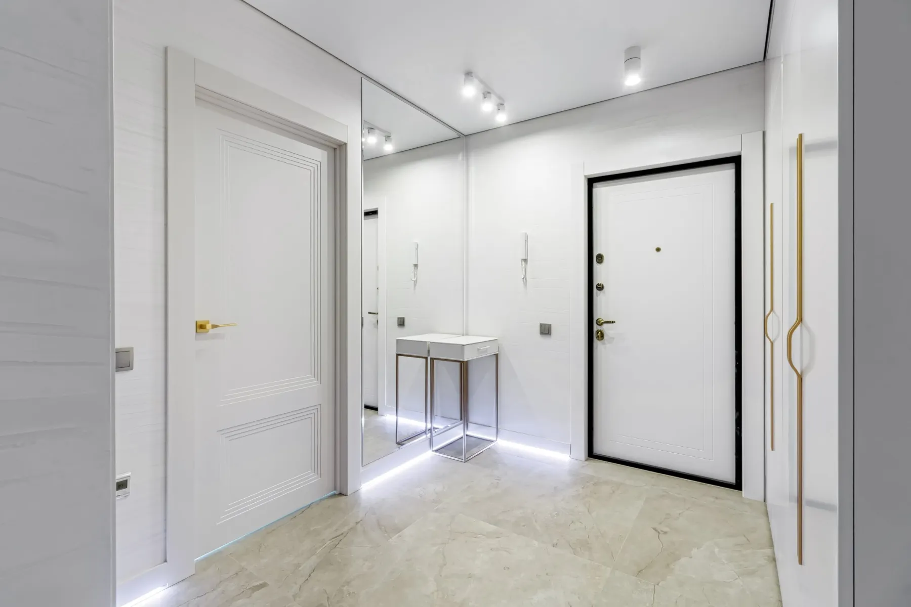Antique bronze mirror panels in a Dubai interior