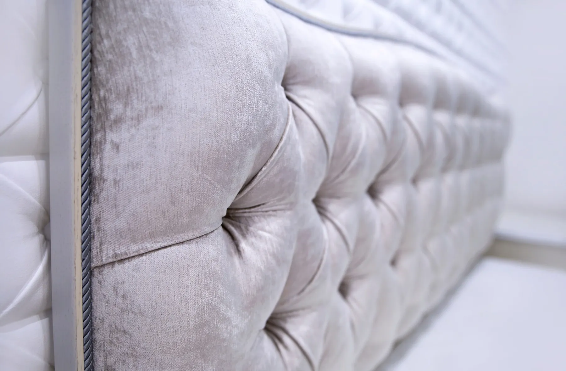 Furniture upholstery and reupholstery services in Dubai by Abdulla Carpentry EST