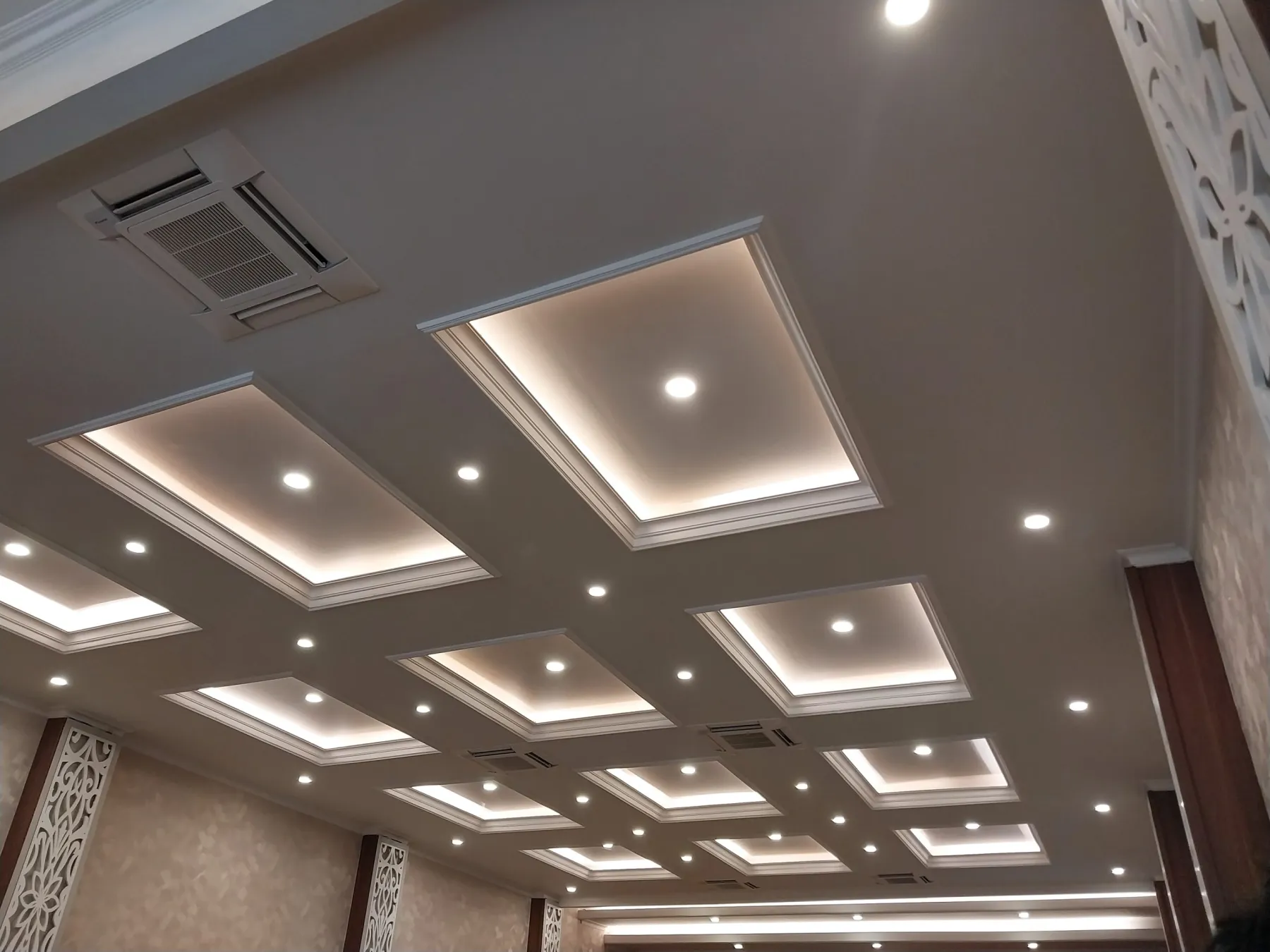 Hotel guest room fit-out in Dubai