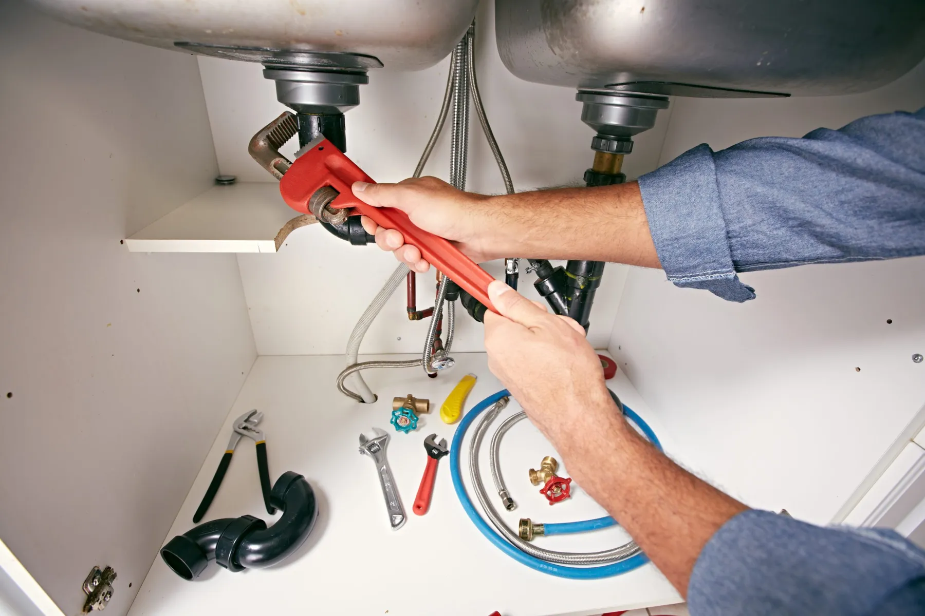 Kitchen plumbing works in Dubai