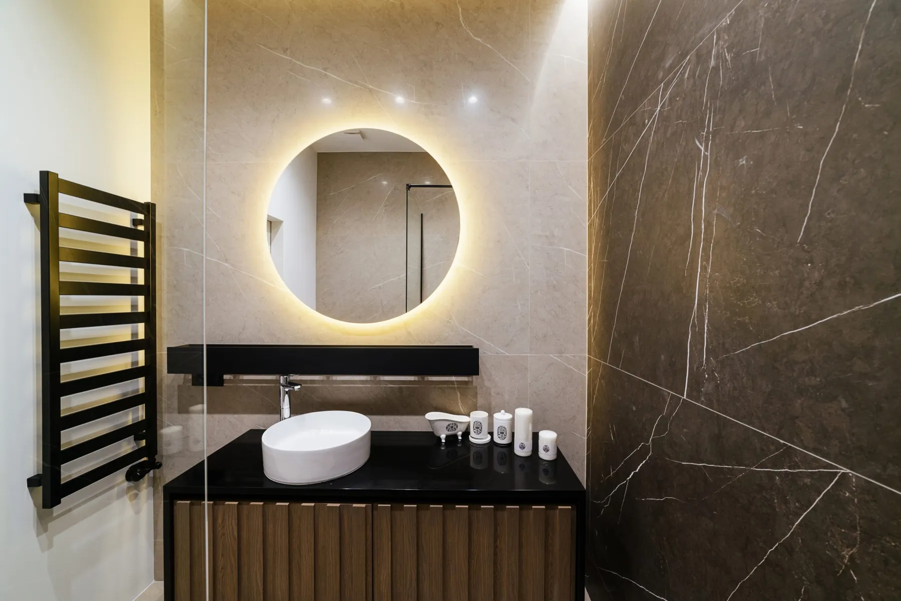 Custom mirror works and backlit mirrors in Dubai by Abdulla Carpentry EST
