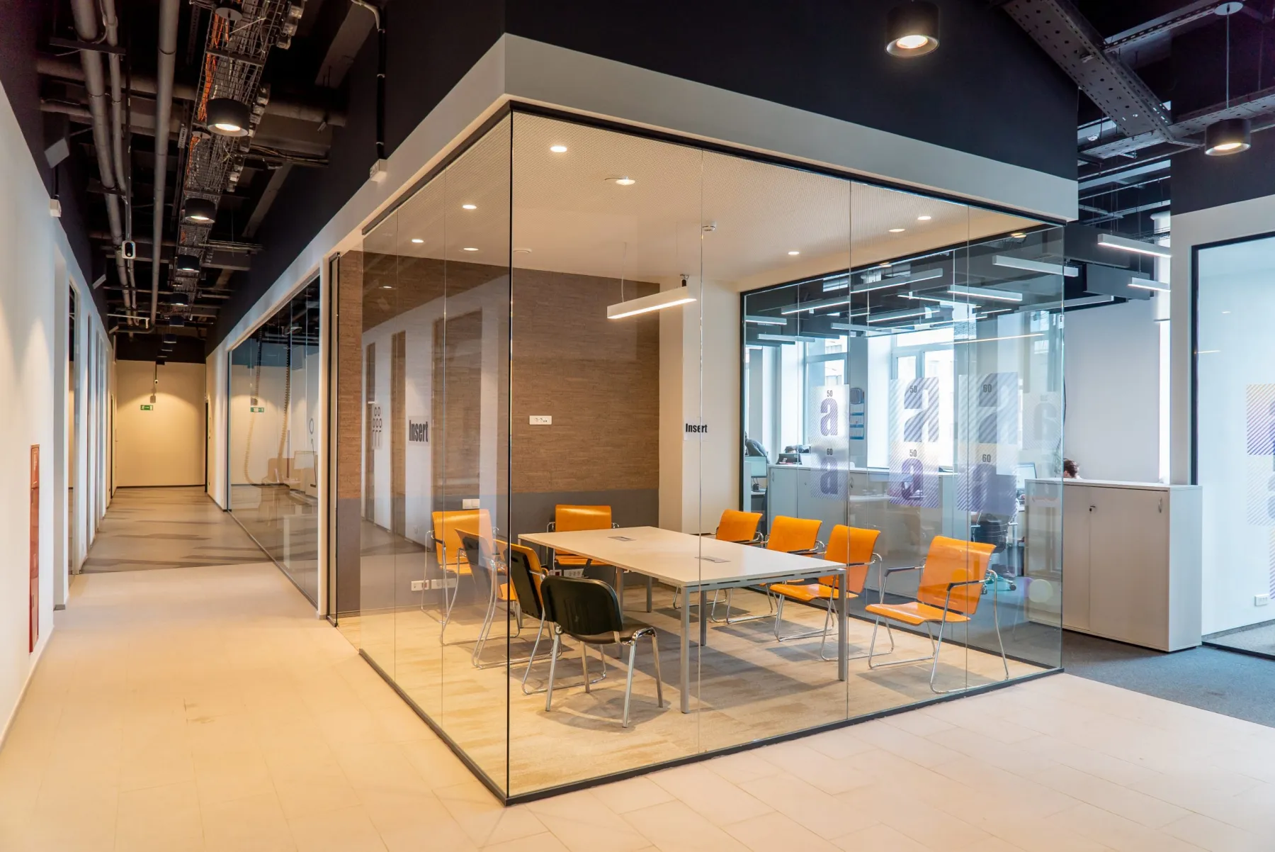 Office fit-out completed in Business Bay, Dubai