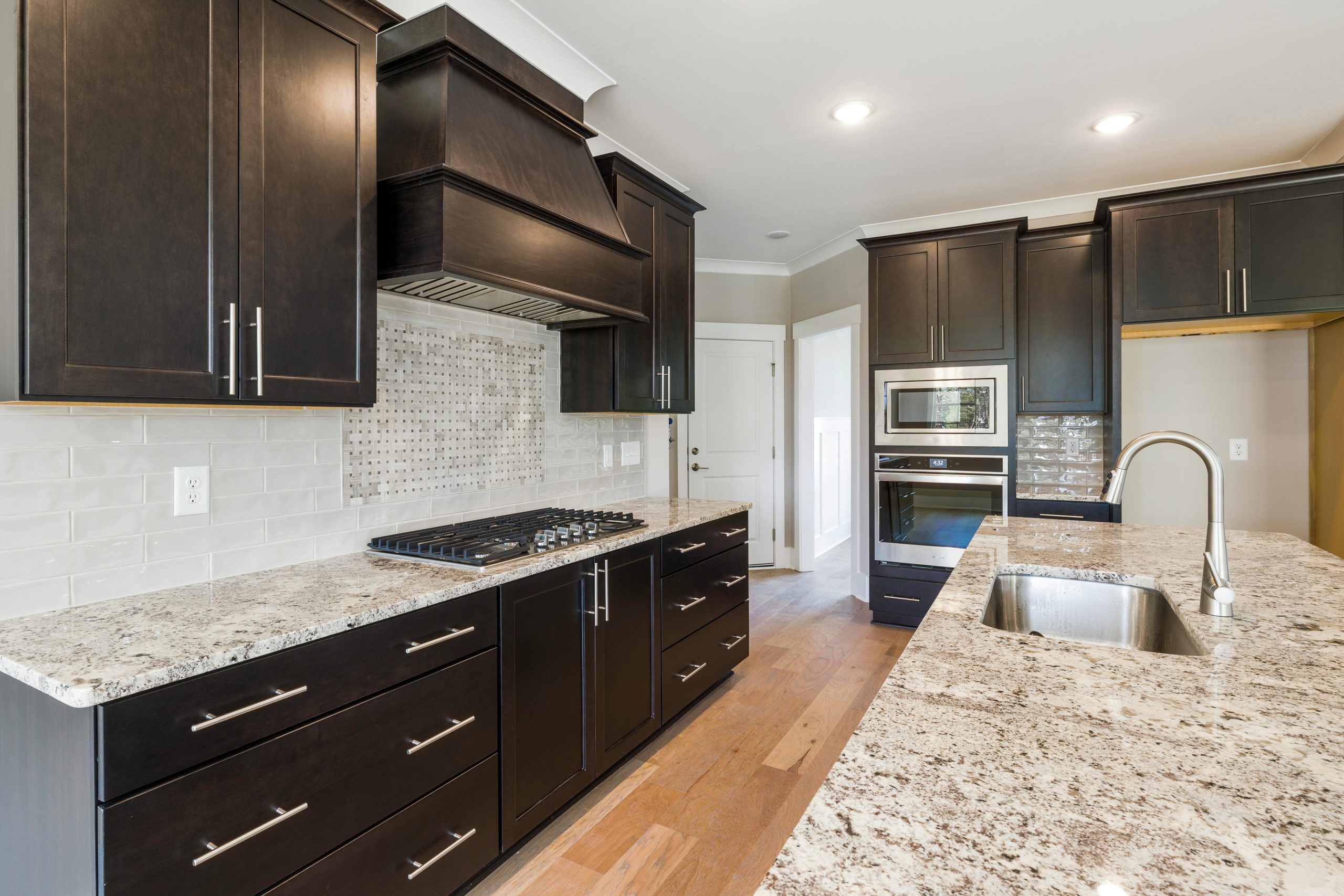 affordable kitchen renovation in dubai